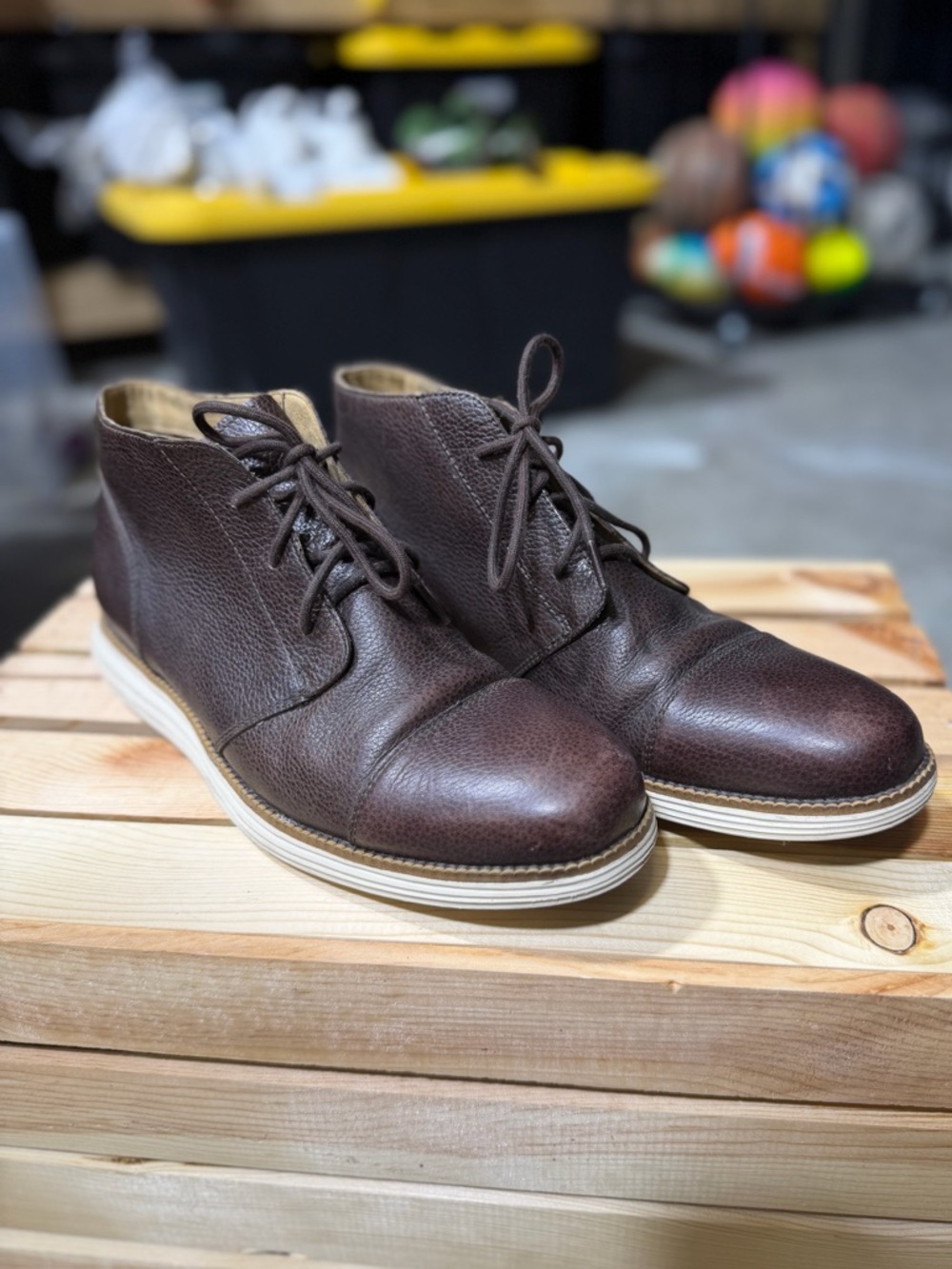 Cole Haan Brown Leather Chukka Boots Men’s Casual Shoes Lightweight Comfort